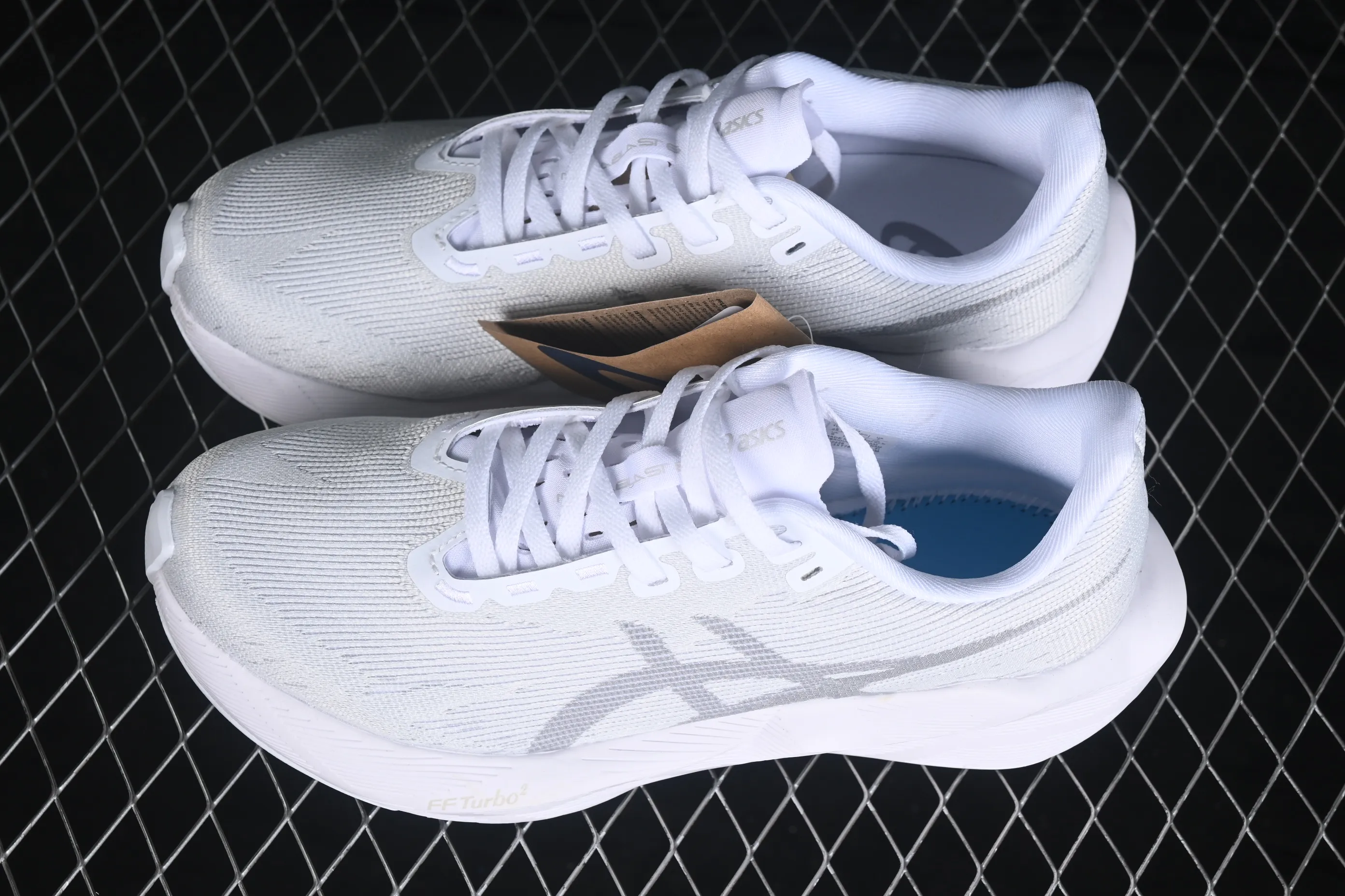 All categories Asics Asics series Asics Novablast 6 Asics Novablast 6 Asics retro breathable casual shoes cushioning men's wear-resistant running shoes 1012C008-100